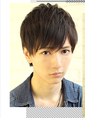 圆脸男生发型 简单帅气