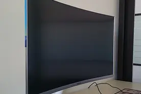 三星 C27F591 曲面显示器 开箱图片