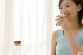 只喝水拒绝喝饮料坚持1月身心变化巨大！图片