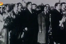 我们国歌的曲作者聂耳不幸身亡，词作者田汉，悲痛之余再立壮志