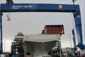 中国造全球最大“龙门吊”，英国买去帮忙造航母，价值1.14亿视频封面