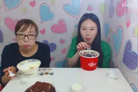 韩国美女这样吃冰激凌真的好奇葩，不怕吃成胖子嫁不出去吗？视频封面