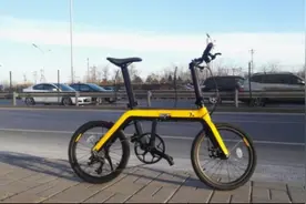 700Bike折叠车银河：便利通勤 性能出众图片