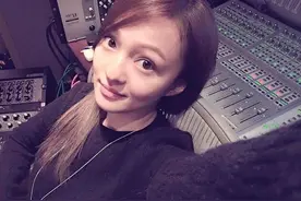 录音强跨16音阶 张韶涵晒美照：给他拼了！图片