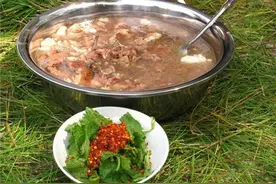 下馆子必点菜之云南菜（中）：菌子、老火腿，可怕的云南蘸水图片