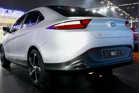 夏利全新车型 造型惊艳，只卖5万？视频封面