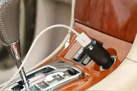 小心！别让车载充电器成为隐形杀手图片