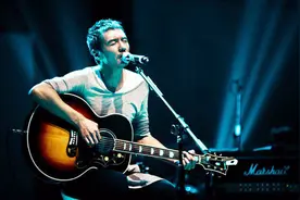 朴树《好好地》看了mv后才知道是无可奈何，是欲哭无泪，是领悟后的动容！