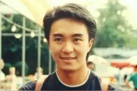 周星驰：他演的是喜剧，但看戏的人全在流泪。图片