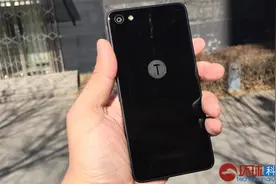 精心打磨19个月的手机 Smartisan T2上手简评图片
