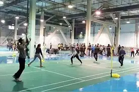 林超：要让群众热爱羽毛球图片