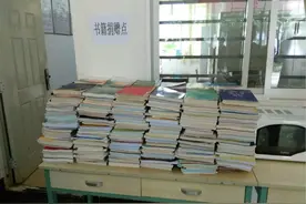 昆明理工大学7000余名毕业生文明离校图片