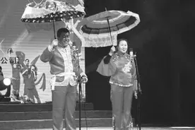 即兴编词 临县伞头秧歌有看头图片