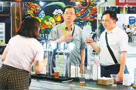 中国国际精酿啤酒展举行图片