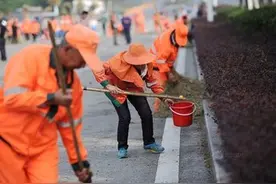 每人每月增加400元！西宁市环卫职工工资自7月1日起上调图片