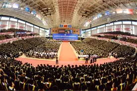 在这里，青春永不消逝，归来仍是少年图片