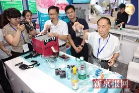 水果染色？螃蟹注油？ 院士现场做实验破谣言图片