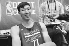 想在NBA站住脚 周琦首先要增重图片