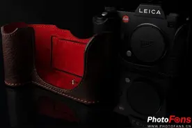 Angelo Pelle推出徕卡相机皮套和肩带图片