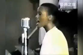 惠特妮·休斯顿：12岁珍贵录影视频封面