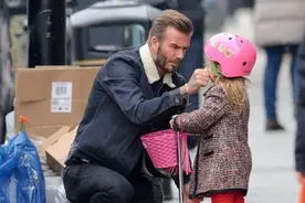 贝克汉姆才是真正的女儿奴 每次看他和小七互动心都要融化了图片