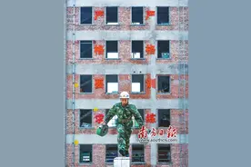 彭志昉：全国“消防铁人”炼成记图片