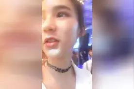 泰国最美双性人Yoshi 参加婚礼把全场女人的风头都比下去了