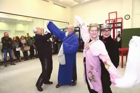 “莎士比亚”邂逅“汤显祖”图片