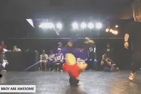 外号陀螺，世界顶级街舞大师，不喊停地板都钻穿了视频封面