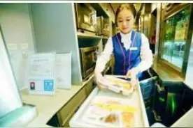 搭乘高铁可以提前上手机订餐！价格在15元、40元、60元不等图片