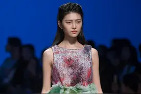2016北服时装周闭幕图片