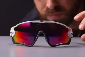 钢锥都戳不破的太阳镜，你绝对不敢这么玩！（内附恐怖暴力测试）图片