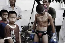 网友热议，武术和泰拳究竟孰强孰弱？泰拳500年无敌手？图片