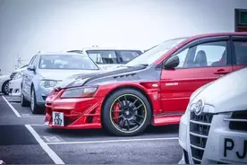 三菱EVO被大哥代言了~ 所以我们只能欣赏它的绝唱！图片