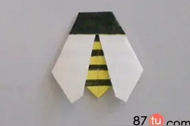 儿童折纸可爱的小蜜蜂折纸图解教程图片
