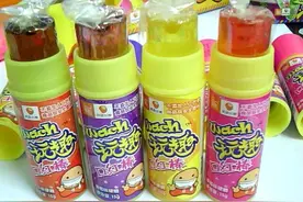 太可怕了！这些校门口的“五毛”小零食，你孩子买过吗？图片