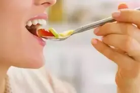 刷刷手环教你如何‘吃饭瘦身’，一般人我不告诉他！图片