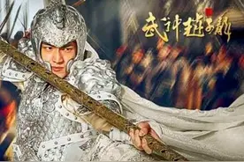 吕布比赵云强的，不仅是战斗力，还有霸业雄心图片