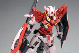 根大木秀：MG 能天使高达 三红版图片