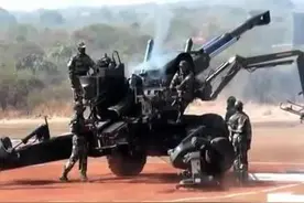 印军士兵操炮也敢加舞步？原来买了中国20年前就能产的自走炮图片