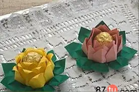 巧克力睡莲带荷叶的睡莲花折纸图解教程图片