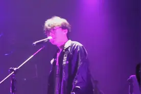 王啸坤《长白山》真挚的声音视频封面