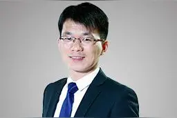 CFA&FRM双持证者：高顿名师冯伟章带你走进"金领阶层”图片