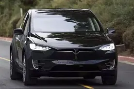 像开飞机一样驾驶地球最快SUV，特斯拉 Model X 试驾图片