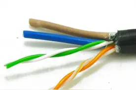 网线+电源的监控综合线可以传输220V吗？图片