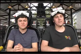 戴VR眼镜在过山车上开飞机，究竟有多刺激图片