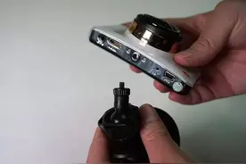 就这么简单！砖叔手把手教你安装行车记录仪图片