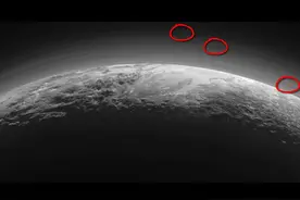 冥王星大气层出现众多不明物体，这些场景震惊了UFO研究者图片