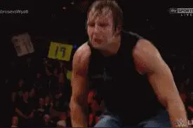 WWE暴力招式！Brock惨遭送葬者、塞斯等人暴打！图片