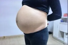 双胞胎宝妈：32周、34周、36周肚肚状态，看了好心疼！图片